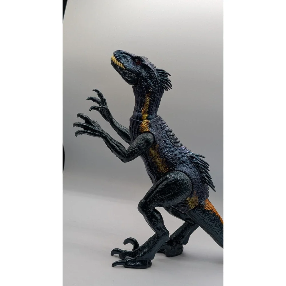 Jurassic World Track 'n Attack Indoraptor 16